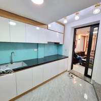 Nhà Đẹp Lương Sử. Tt Quận, Mặt Ngõ, Ô Tô Đỗ Cửa.diện Tích42M2 Giá Bán 7,4 Tỷ
