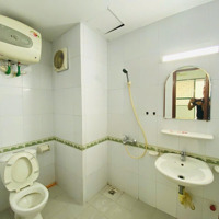 Bán Căn Hộ Chung Cư 121M2 17T8 Trung Hòa - Nhân Chính