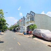 Nhà Hoàn Công Kdc Phú Hồng Thịnh 8