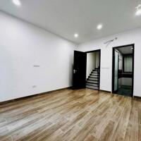Cho thuê nhà riêng tại Phố Lệ Mật, Việt Hưng,Long Biên. LH 0946204597
