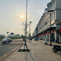 Shophouse Song Hành Lakeview Citydiện Tích5X20M 4 Tầng Hoàn Thiện Có Thang Máy Giá Bán 25,5 Tỷ Liên Hệ: 0902872670
