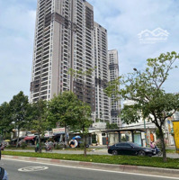 Siêu Tòa Nhà Quận Tân Phú 2 Hầm 18 Lầu. Diện Tích: 60X50M. Giá: 210 Tỷ