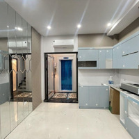 77M 5 Tầng Thang Máy Hơn 12 Tỷ Xíu - Gần Khai Sơn - Diện Tích Lớn - Khe Thoáng Vĩnh Viễn Oto Đỗ