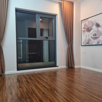 Em Cần Bán Căn Vườn Treo 2 Ngủ View Hồ Toà Hpc Land Mark 105 Tố Hữu