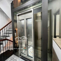 1 Nhà Ra Phố, Một Căn Nhà Mới Xây Kiêu Hãnh Vươn Lên Giữa Lòng Phố 6 Tầng, Thang Máy Mặt Tiền 4.5M