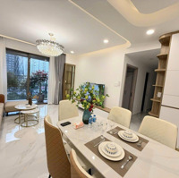 Saigon South 2 Phòng Ngủ- 14 Triệu, Nhà Đẹp Full Nội Thất, Sát Bên Đại Học Rmit