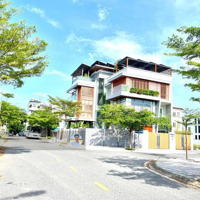 Bán Lô Góc Siêu Hiếm Gần Công Viên Khu Vực Xây Nhà Đã Cấp Sổ Hồng Giá Chỉ 7.8 Tỷ. Liên Hệ: 0931633789