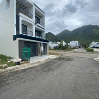 Duy Nhất Căn Nhà 82M2 Cấp 4 Đường Lê Công Hạnh, Vĩnh Hoà, Nha Trang Giá Chỉ 3 Tỷ 900 Triệu