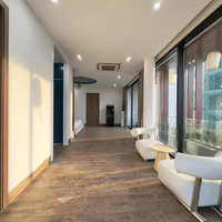 Chào Bán Căn Villa Hồ Bơi Luxury - Vị Trí Cực Đẹp Ngay Góc 2 Mặt Tiền Sát Sân Bay Quốc Tế Đà Nẵng