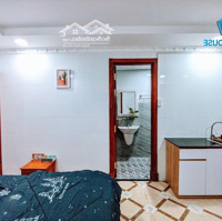 Căn Hộ Full Nội Thất Ngay Ba Tháng Hai, Quận 10