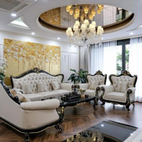 Hot!!! Bán Gấp Căn Hộ 130M 3 Phòng Ngủ+ 1 Kho View Công Viên Giá Tốt Nhất Thị Trường!