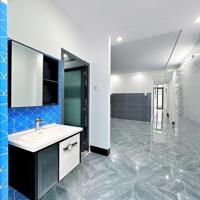 Nhà trệt lửng 3 phòng ngủ hẻm đường Lê Anh Xuân