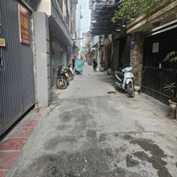 Bán Nhà Riêng Tại Láng Hạ, 9,5 Tỷ, 40M2, 6 Tầng, Thang Máy, Ngõ Kinh Doanh, Sát Phố