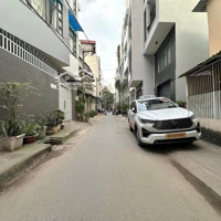 Nhà Đẹp Hẻm Xe Hơi - Đinh Tiên Hoàng Bình Thạnh - 2 Tầng 40M2 Vuông Vức Hoàn Công Đủ - Gần Mặt Tiền