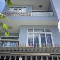 BÁN NHÀ 3 TẦNG 134M² HXH THẠNH MỸ LỢI, QUẬN 2 – CHỈ 8,5 TỶ  • Kết cấu: 1 trệt 2 lầu, thiết kế gồm phòng khách, bếp, 5 phòng ngủ, 5w