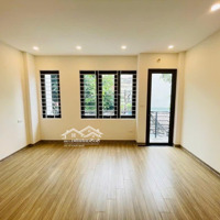 Bán Nhà Thạch Bàn - Cách Mặt Phố 30M -Diện Tích50M2 Giá Bán 6,45 Tỷ