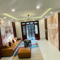 Bán Nhà Thạch Bàn - Cách Mặt Phố 30M -Diện Tích50M2 Giá Bán 6,45 Tỷ