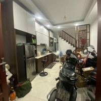 Lạc Long Quân - Tây Hồ - 6 Tầng - Nhà Đẹp - 1 Ngoặt Ra Ô Tô - Gần Hồ Tây - 7,75 Tỷ