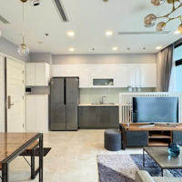 Bán Cc Vinhomes Golden River Ba Son, 10,5 Tỷ, 70M2, 2 Phòng Ngủ+ 2 Vệ Sinhview Bietxco Nội Thất Đầy Đủ