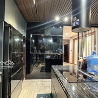 Bán Nhà Đẹp Hướng Đb - Âu Cơ - 75M2 X 5T Thang Máy - Ngõ Thông - 8 Ngủ Full Nội Thất