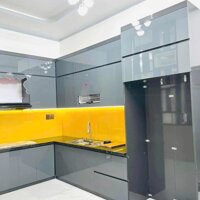 Bán Nhà Mặt Tiền Đường Thông Nhà Diện tích Lớn Thoáng Mát