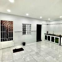 BÁN NHÀ TAM HIÊP, 1TRỆT 1LẦU LỬNG, SỔ HỒNG THỔ CƯ ĐƯỜNG 4.5m SÂN ĐẬU 2 OTO