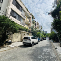 Hot ! Nhà 4 Tầnghẽm Xe Hơinhất Chi Mai Ngay Gat3 .Diện Tích92M2(4X23M) Thích Hợp Vừa Ở Vừa Kinh Doanh.