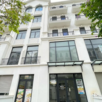 Nhà Phố 84M2 - 25 Triệu/Tháng Hoàn Thiện Có Thang Máy Tại Vhgp Gần Công Viên 36Ha