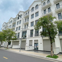 Nhà Phố 84M2 - 25 Triệu/Tháng Hoàn Thiện Có Thang Máy Tại Vhgp Gần Công Viên 36Ha