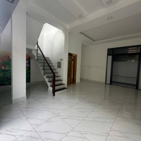 Nhà Phố 84M2 - 25 Triệu/Tháng Hoàn Thiện Có Thang Máy Tại Vhgp Gần Công Viên 36Ha