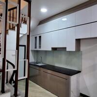 BÁN GẤP NHÀ LÔ GÓC-VIP NHẤT PHÚC LỢI-Ô TÔ TRÁNH-KINH DOANH ĐỈNH - 30M²x5 TẦNG NHỈNH 4 TỶ