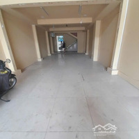 Cho Thuê Nhà Phan Thị Hành, Phú Thọ Hoà, Tân Phú 5*30M Trệt Lầu Trống Suốt Giá 20 Triệu/Tháng