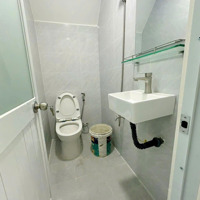 Chính Chủ Cho Thuê Nhà Nguyên Căn Giá Tốt Tại Đ. Cống Quỳnh, Q1, 32M2 Chỉ Có 8 Triệu8 Còn Tl