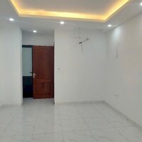 BÁN NHÀ XA LA – 4.5 TẦNG – GIÁ 5.5 TỶ CÓ THƯƠNG LƯỢNG