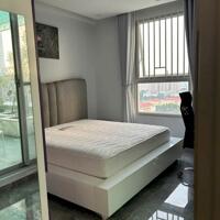Cho thuê căn Penthouse Star Hill. DT 224m2- Nhà đẹp- 4 Phòng- 3 Toilet. View Thành Phố. Giá thuê 2.700 USD/Tháng
