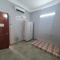 Cho Thuê Phòng Phòng Trống 18M², Có Bancol, Máy Lạnh, Bếp, Máy Giặt