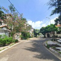 Bán Căn Biệt Thự 2 Tầng Xây Tâm Huyết Gia Đình Đang Ở Đối Diện Công Viên Khu Phương Nam Vũng Tàu