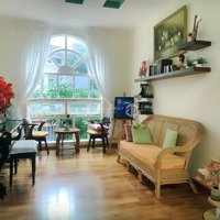 Bán Căn Biệt Thự 2 Tầng Xây Tâm Huyết Gia Đình Đang Ở Đối Diện Công Viên Khu Phương Nam Vũng Tàu