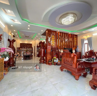 Biệt Thự Tân Bình Dĩ An 2 Mặt Tiền 306M2(1620) Chỉ 20Tỷ Thương Lượng