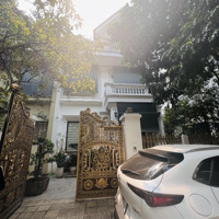 Cho Thuê Biệt Thự Anh Đào 170 M2 , Full Đồ Có Thang Máy Vinhomes Riverside Giá Rẻ Nhất 0963892888