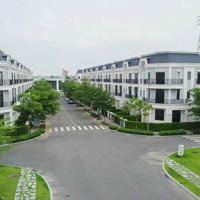 Bán Nhà Liền Kề Ở Solar City Thị Trấn Bến Lức. Giá Bán 4 Tỷ. Liên Hệ:0986289508