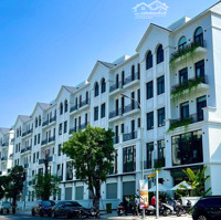 Chuyển Nhượng Nhà Phố Liền Kề 126M2 Chỉ 24 Tỷ Tại Vinhomes Grand Park. Liên Hệ 0828030977 Thiện