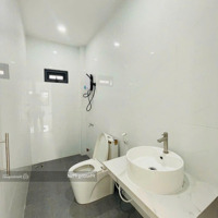 Bán Gấp Nhà 1 Trệt 1 Lầu Sân Xe Hơi Full Nội Thất Ngay Trường Thcs Thạnh Phú, Tt 600 Triệu Nhận Nhà Ở
