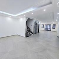 Siêu phẩm! Duy nhất một căn phân lô 52m2x8T thang máy, ô tô, phố Nguyễn Khánh Toàn, Nguyễn Văn Huyên Quận Cầu Giấy.
