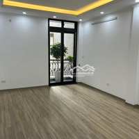 Khương Đình 46M2 - 5T - 3,9M Mt, Giá Bán 7,8 Tỷ - Ngõ Rộng, Nông, Thẳng - Nhà Đẹp Full Nội Thất