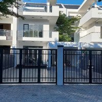Bán Căn Biệt Thự Liền Kề Khu Dân Cư La Maison Cần Giờ.diện Tích260M2 1 Trệt 2 Lầu Hoàn Thiện Cơ Bản.