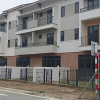 Shophouse Centa Riverside Vsip Sở Hữu Vị Trí Vàng, Đầu Tư An Tâm Chỉ Với 30% Vốn!