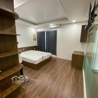 Cho Thuê Căn Hộ Có Ban Công Tại Waterfront City