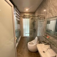 Cho Thuê Căn Hộ Có Ban Công Tại Waterfront City
