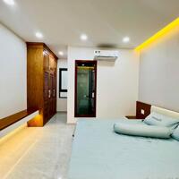 Bán nhà HXH Nguyễn Hồng Đào, DT 68m2 - 4 tầng - giá chỉ 10.7 tỷ TL